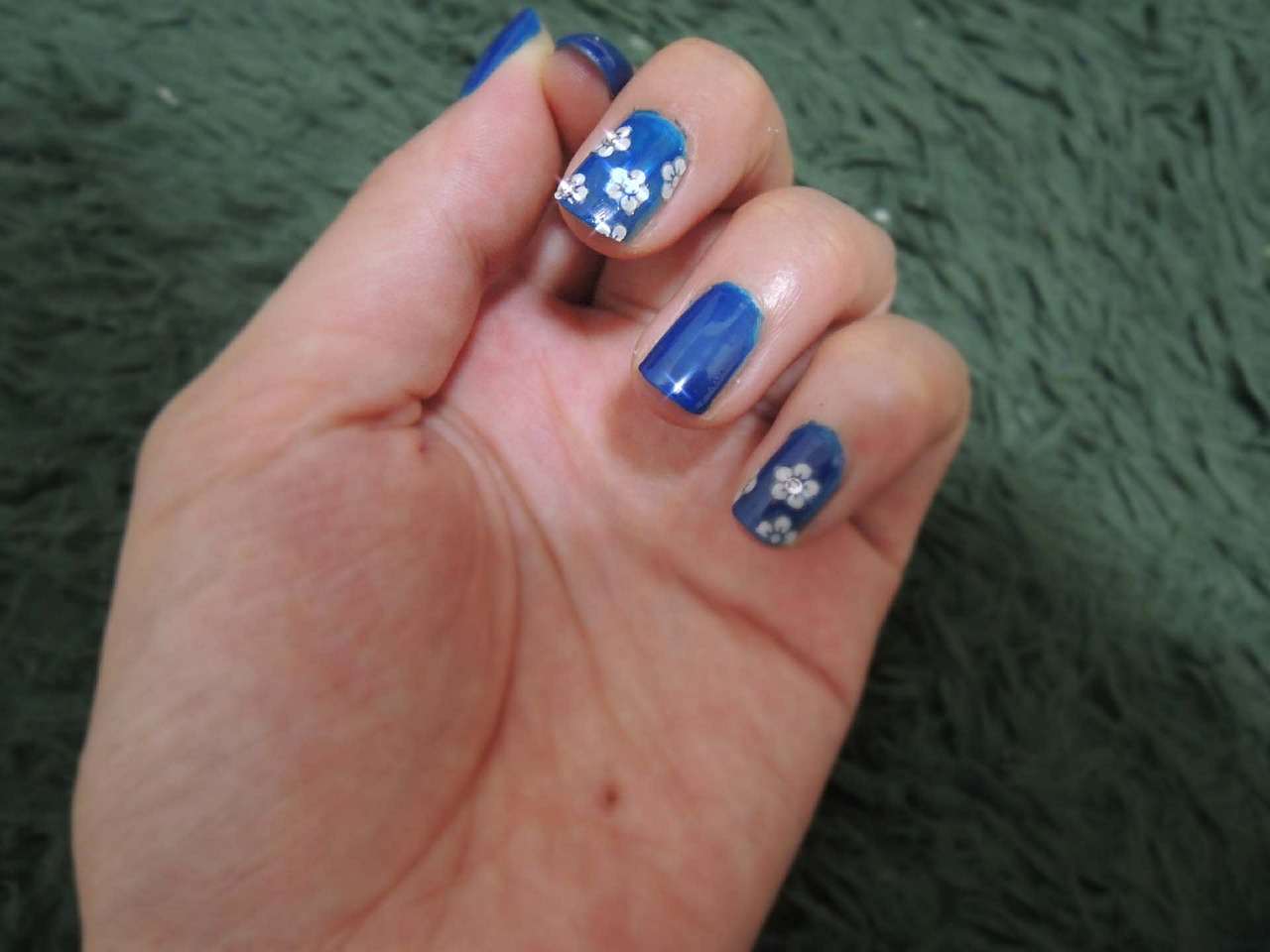 Nail art micropittura: guida introduttiva