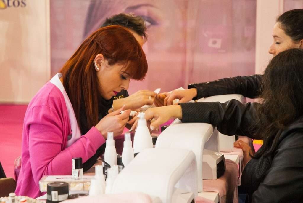 aprire un centro nail art
