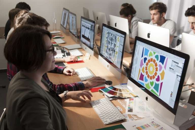 Grafica24